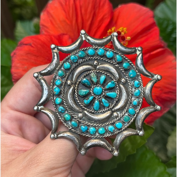 Jewelry - OLD PAWN🩵 Zuni Native American large turquoise sterling cluster pin